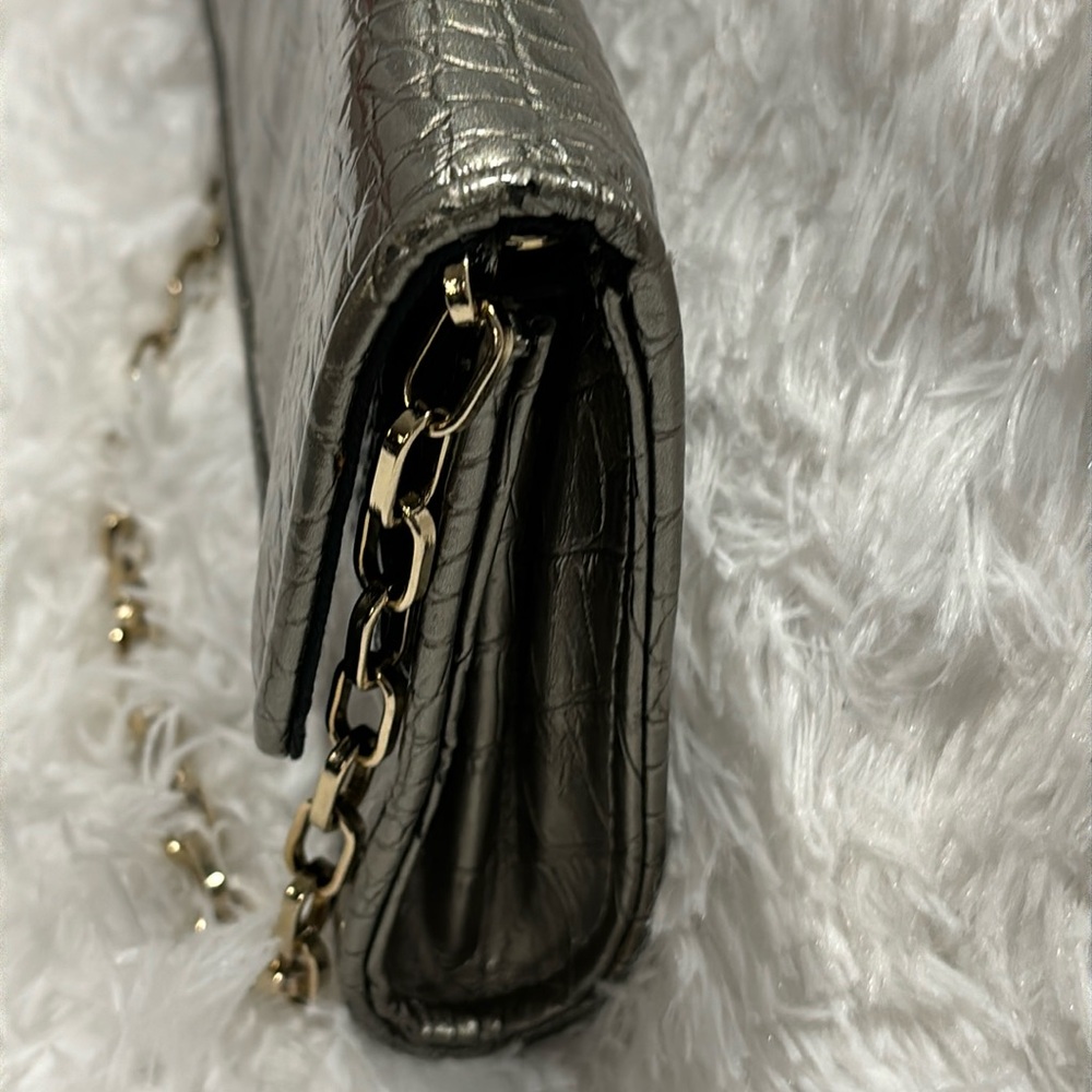 Ann Taylor LOFT Faux Alligator Clutch Pewter Metallic Chain Strap Evening Bag - Picture 6 of 11